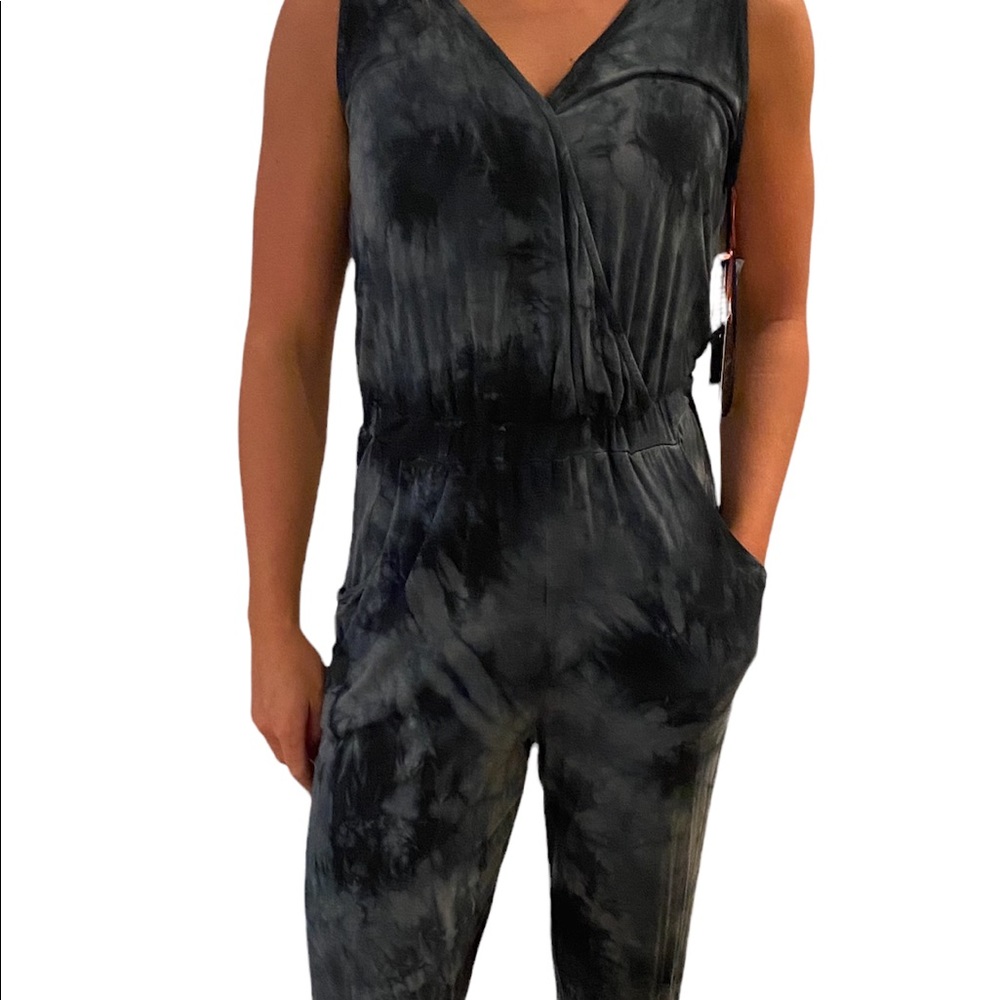 New Parker & Quinn Tie Dye jump suit blue grey size M